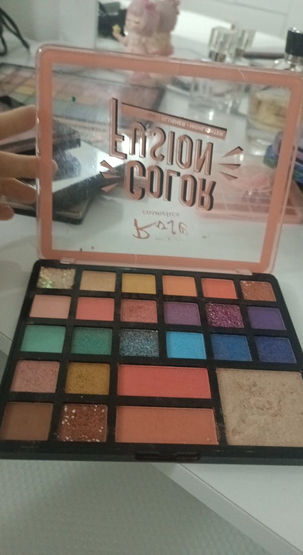 Çok Renkli Color Fusion Göz Farı Paleti - Görsel 2