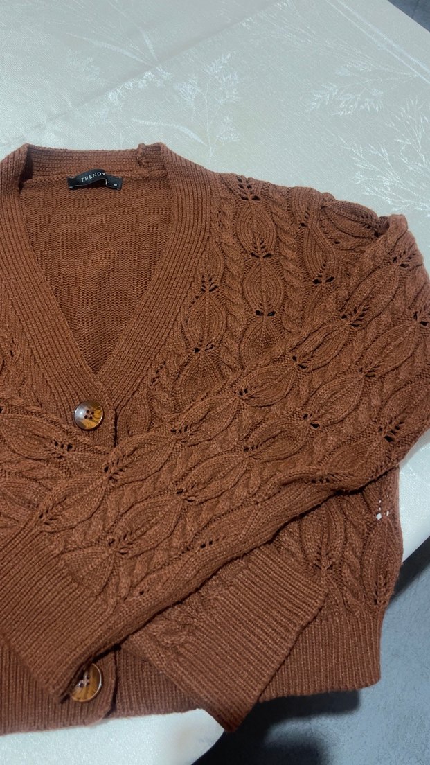 Kahverengi Örgü V Yaka Kadın Hırka - Görsel 4