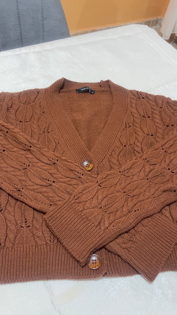 Kahverengi Örgü V Yaka Kadın Hırka - Görsel 2