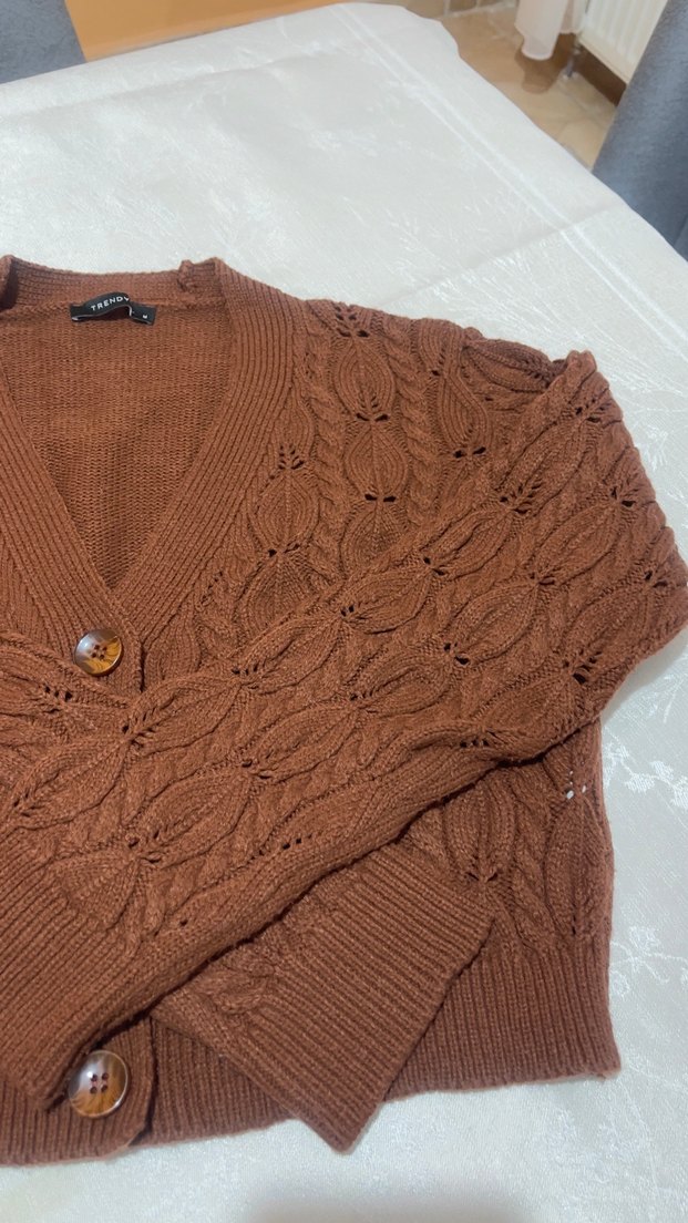 Kahverengi Örgü V Yaka Kadın Hırka - Görsel 3