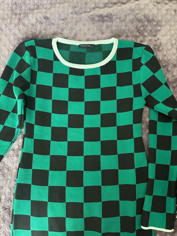 Uzun Kollu Kareli Triko Elbise - Görsel 3