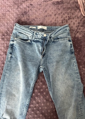 Kadın Mavi Yırtık Dar Kesim Kot Pantolon - Görsel 3