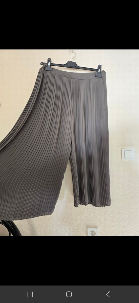 Hakii Pileli Pantolon - Görsel 2