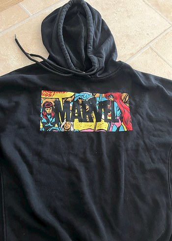Marvel Baskılı Siyah Kapüşonlu Sweatshirt - Görsel 3