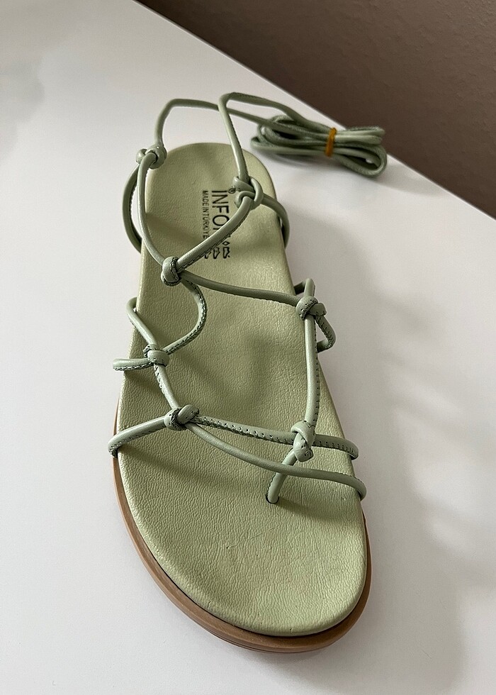 Tertemiz yeni sandalet - Görsel 2