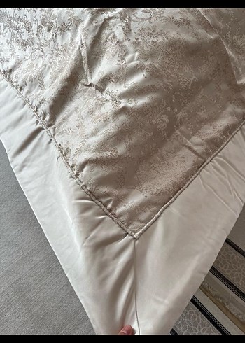 Bej rengi yatak örtüsü Karaca - Görsel 3