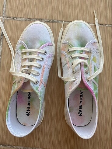 Superga ayakkabı