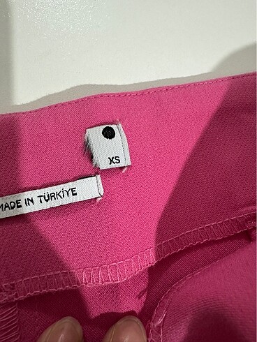 xs Beden Zara Şort