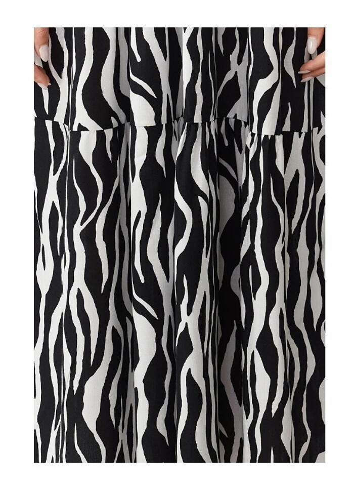 Siyah Desenli Dokuma Elbise  - Görsel 5