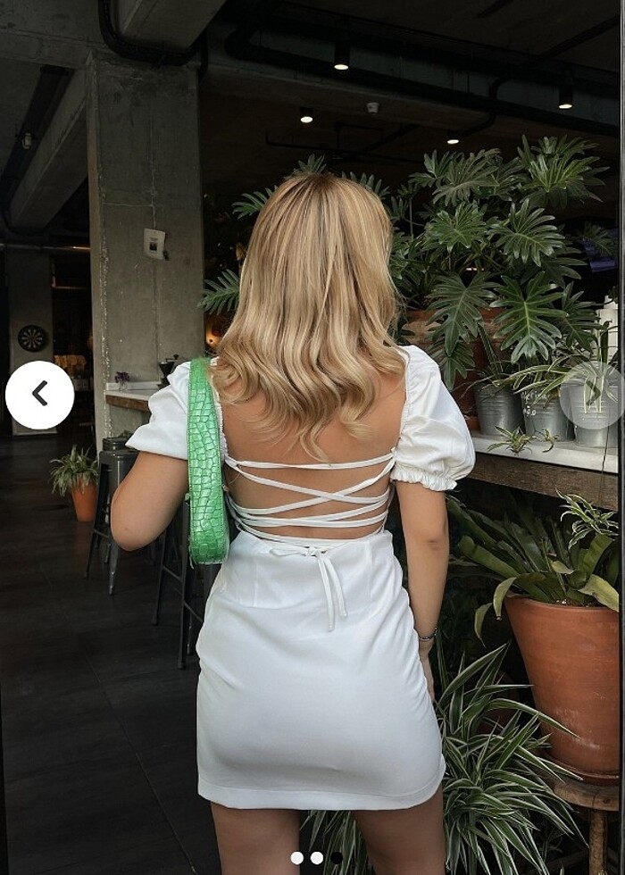 Sırt Detaylı Beyaz Elbise - Görsel 2