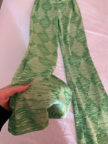 Koton vücudu saran Flare alt XS