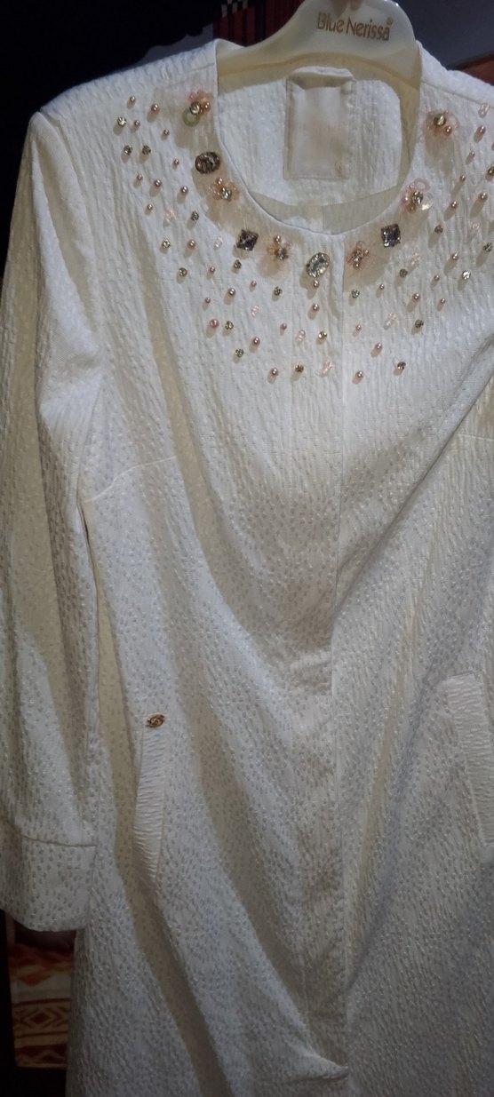 Beyaz Nakışlı Uzun Kollu Kadın Sabahlık - Görsel 2