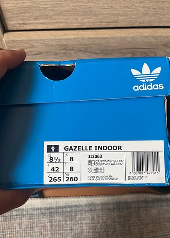 42 Beden Adidas Gazelle 42 orjinal sıfır kutusunda