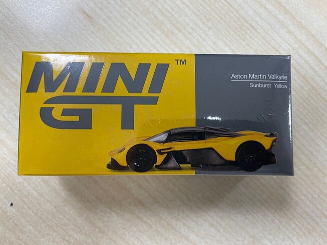 Mini GT Aston Martin Valkyrie