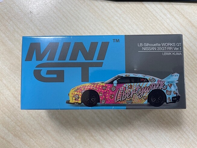 Mini GT Nissan Skyline GTR R35 LBWK