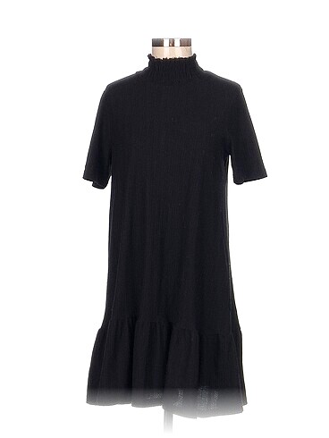 Zara Kısa Elbise %70 İndirimli.