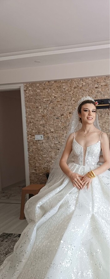 Tasarımcı Gelinlik