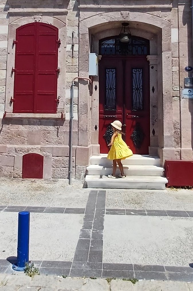 Kız Çocuk Sarı Kolsuz  Elbise - Görsel 2