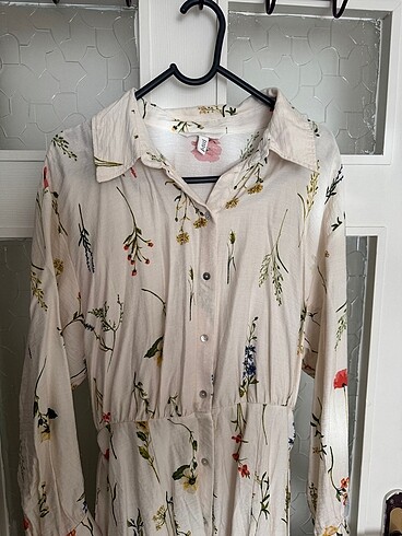 H&M Çiçekli elbise