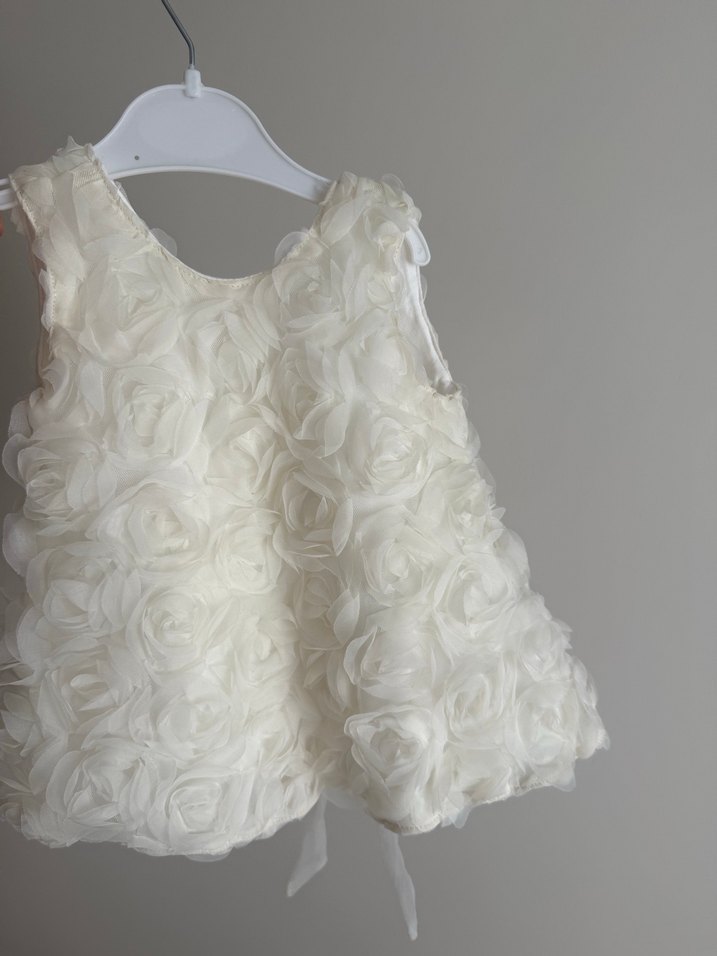 Kız Çocuk Beyaz Çiçekli Fırfırlı Bolero - Görsel 2