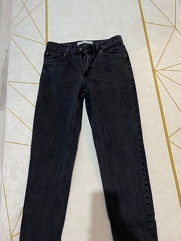 40 Beden siyah Renk bershka erkek pantolon