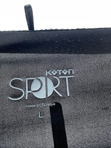 l Beden siyah Renk Koton T-shirt %70 İndirimli.