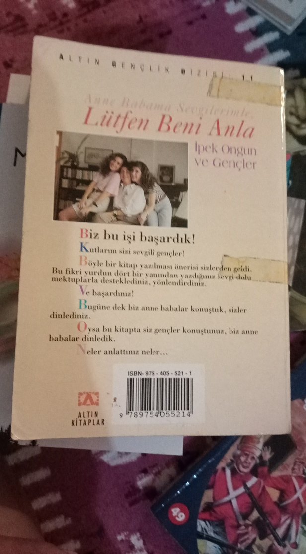 Lütfen Beni Anla - İpek Ongun ve Gençler - Görsel 2