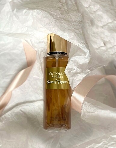 Victoria?s Secret Coconut Passion