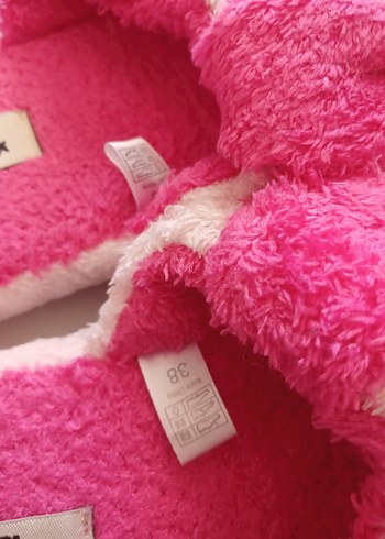 38 Beden pembe Renk Kadın 38 numara Pembe Peluş Terlik yeni