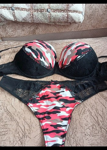 Kırmızı Kamuflaj tangalı takım 95 C yeni - Görsel 2