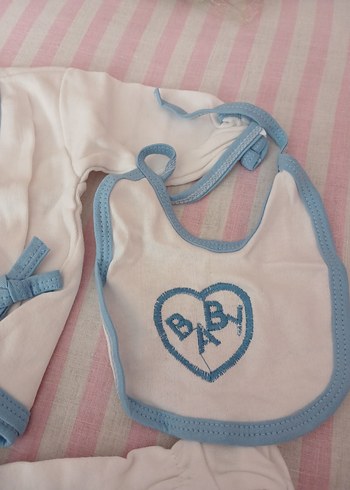 Mavi Detaylı Bebek Hastane Kıyafeti - Görsel 5