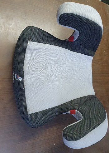 Pierre Cardin Çocuk Araba Koltuğu yükseltici - Görsel 2