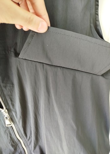 38 Beden siyah Renk Fermuarlı Siyah Kolsuz Yelek