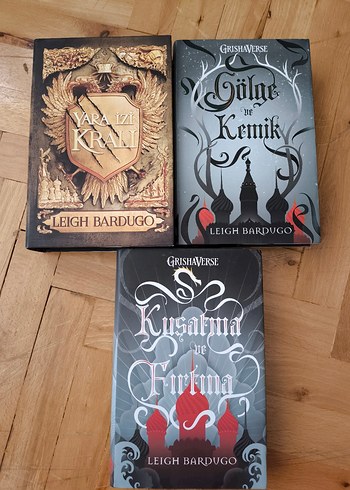 Leigh Bardugo Grishaverse Roman Seti