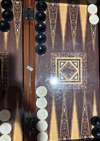  Beden Kahverengi Ahşap Tavla Takımı