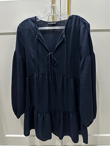Stradivarius elbise