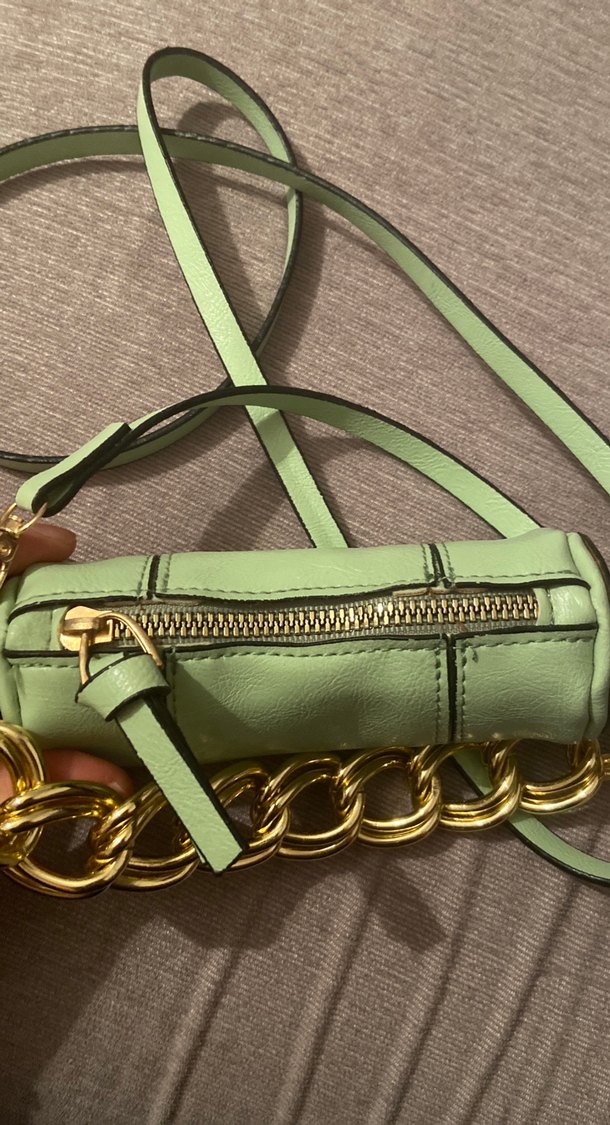 Zincir Detaylı Yeşil Yılan Desenli Deri Çanta - Görsel 3