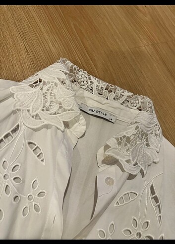 DANTEL DETAY GÖMLEK - Görsel 2