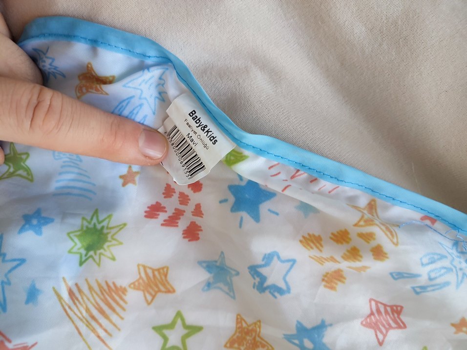 Uzun Kollu Renkli Bebek Önlüğü - Görsel 3