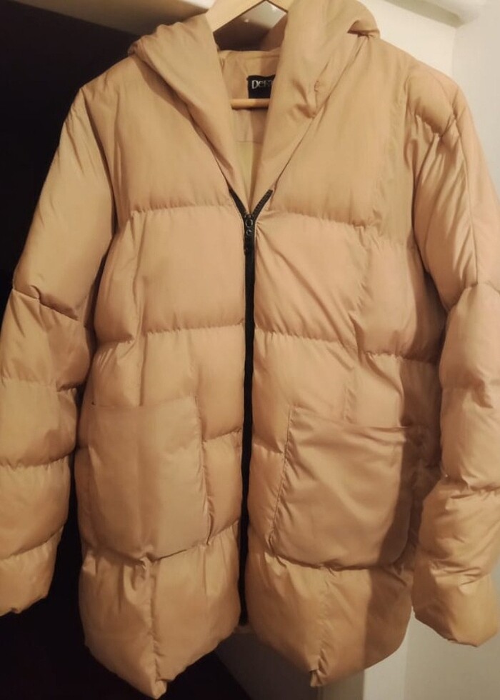 Mont. DeFacto. - Görsel 2