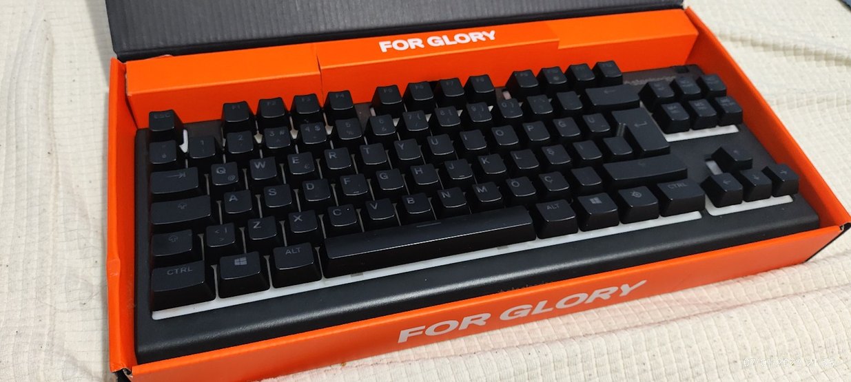 APEX 3 TKL KLAVYE - Görsel 2