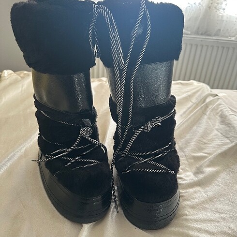 Moon Boot MOON BOOT MUADİLİ STAR MODEL BOT