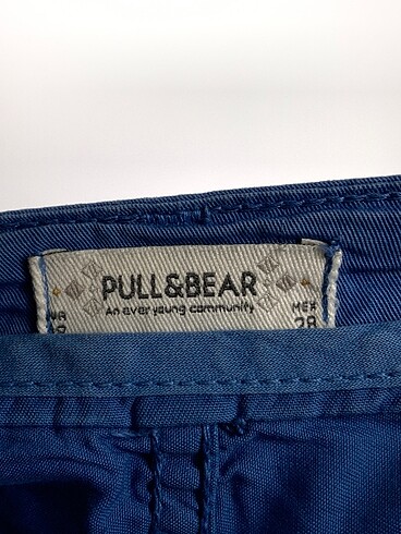 28 Beden mavi Renk Pull and Bear Mini Etek %70 İndirimli.