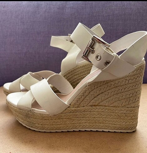 Stradivarius yazlık ayakkabı