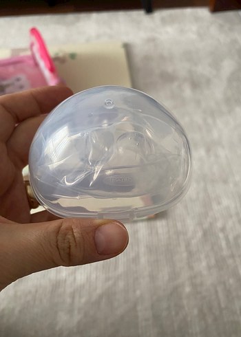 Lansinoh göğüs ucu koruyucu 24 mm - Görsel 2