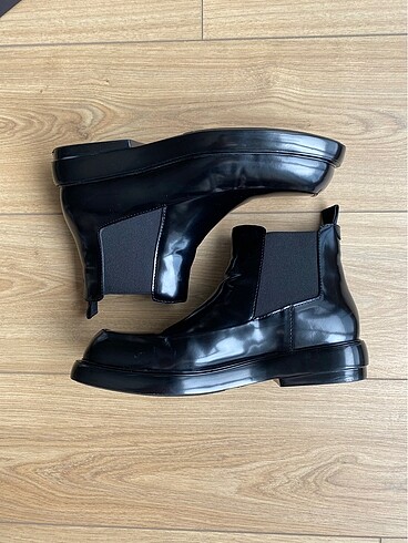43 Beden Prada Square-Toe Chelsea Boots