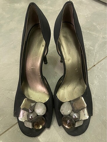Nine West taşlı topuklu ayakkabı