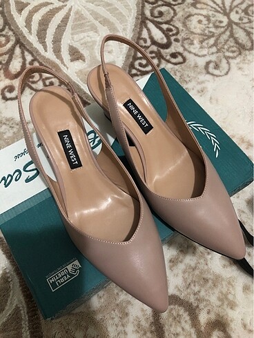 Nine West Bayan steletto