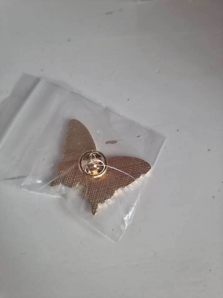 Kelebek Desenli Vintage Broş - Görsel 2