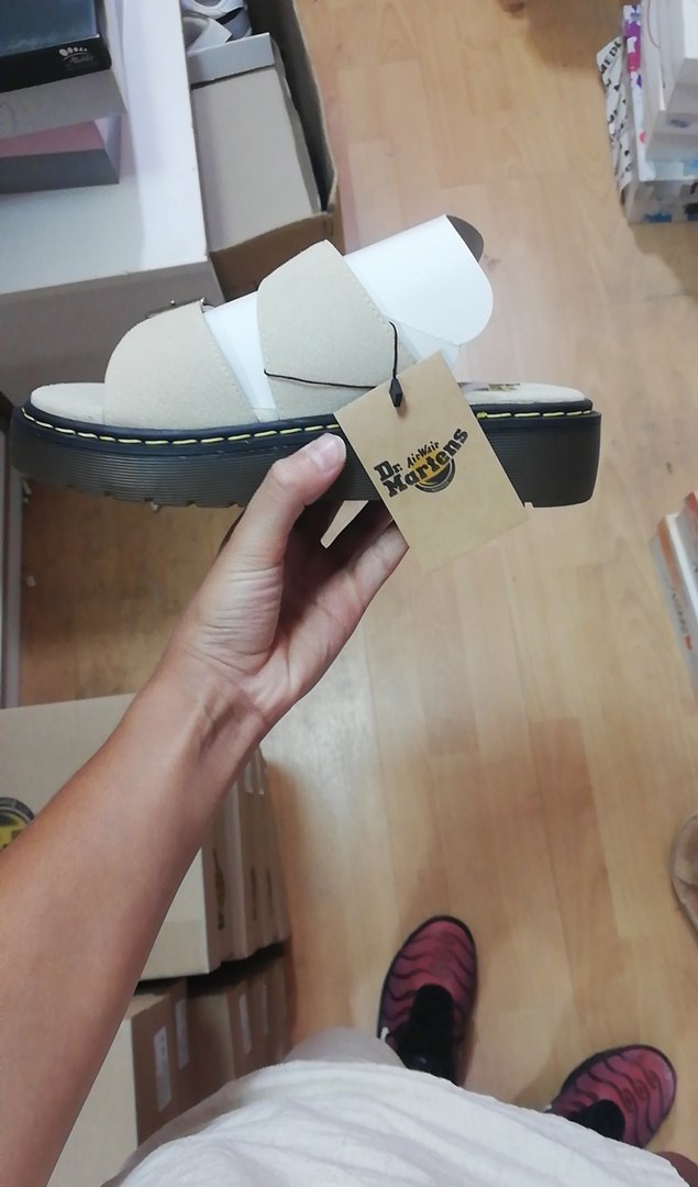 Bej Renkli Tokalı Kadın Terlik - Görsel 3